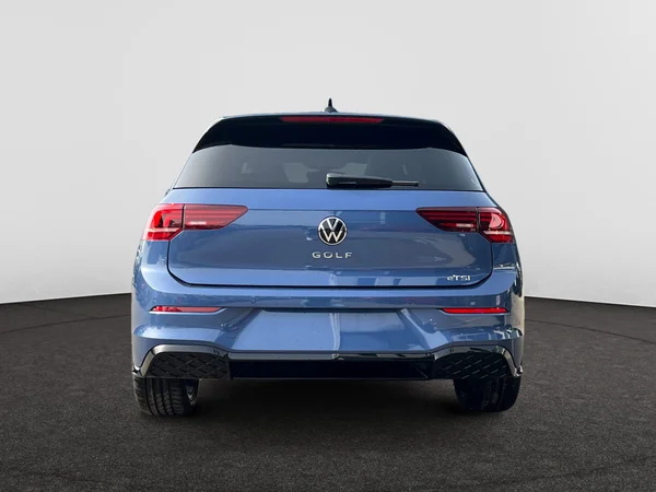 VOLKSWAGEN Golf VIII (2026) — foto 11 van 16