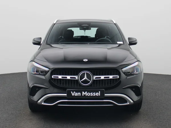 Mercedes-Benz GLA (2025) — foto 23 van 50