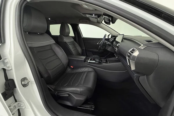 Citroen C5 X PHEV (2023) — foto 5 van 29