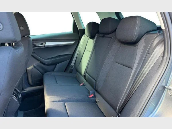 Skoda Karoq (2022) — foto 3 van 29