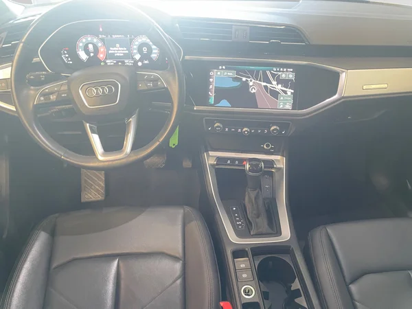 AUDI Q3 (2022) — foto 4 van 19