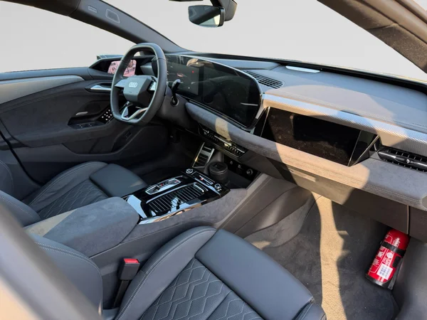 AUDI A6 Sportback e-tron (2026) — foto 14 van 22