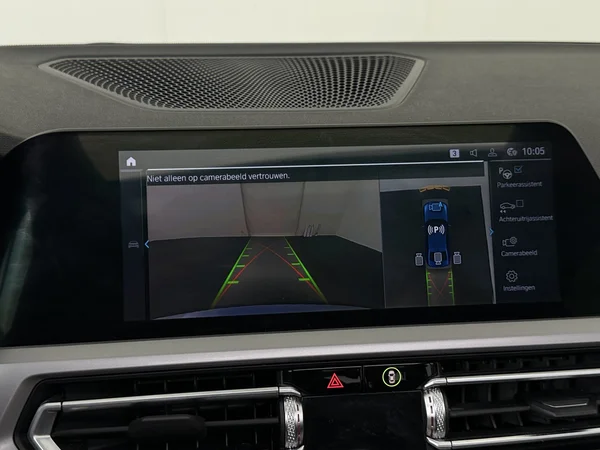 BMW 320 (2021) — foto 11 van 34