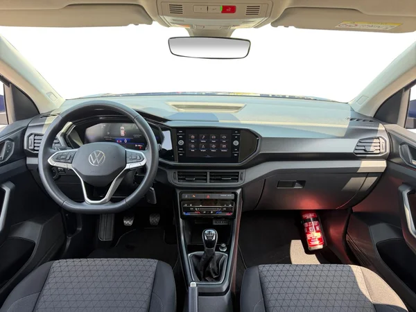 VOLKSWAGEN T-Cross (2023) — foto 10 van 20