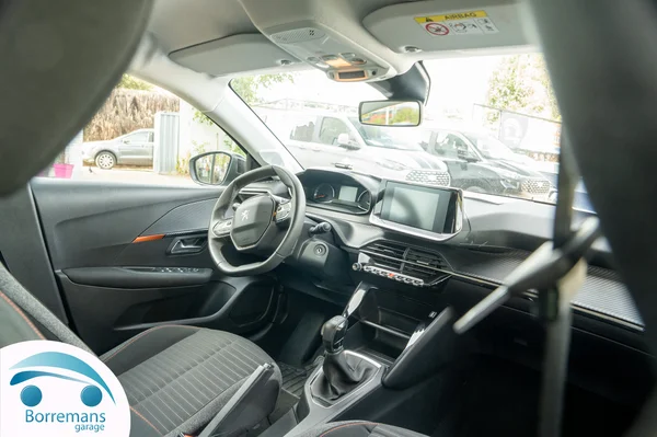Peugeot 208 (2023) — foto 9 van 28