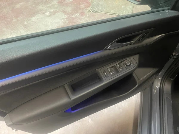 VOLKSWAGEN Golf VIII (2022) — foto 5 van 19