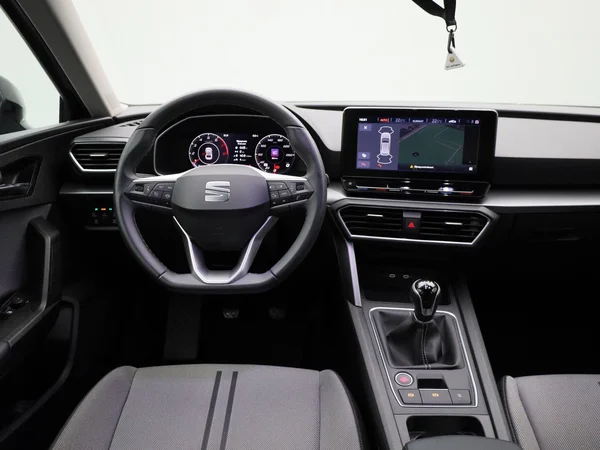SEAT Leon (2023) — foto 37 van 38