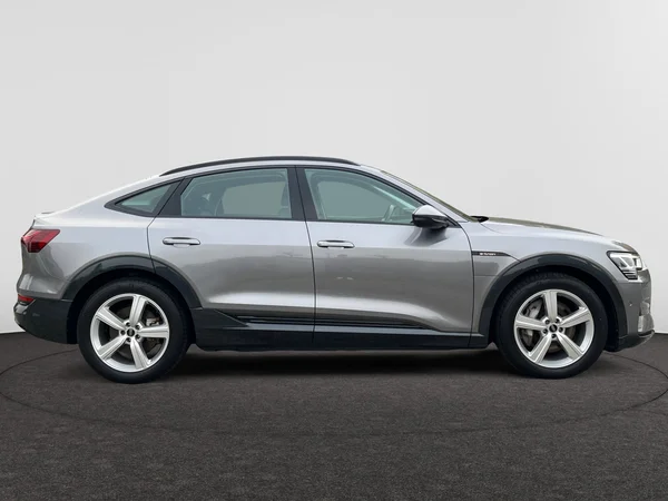AUDI E-tron Sportback (2021) — foto 23 van 24