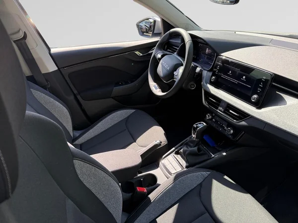 SKODA Kamiq (2026) — foto 8 van 24