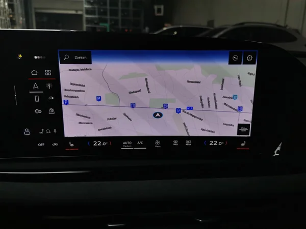 AUDI A5 Avant e-hybrid (PHEV) (2025) — foto 5 van 17