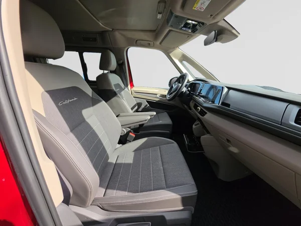 VOLKSWAGEN California T7 Dsl (2026) — foto 8 van 24