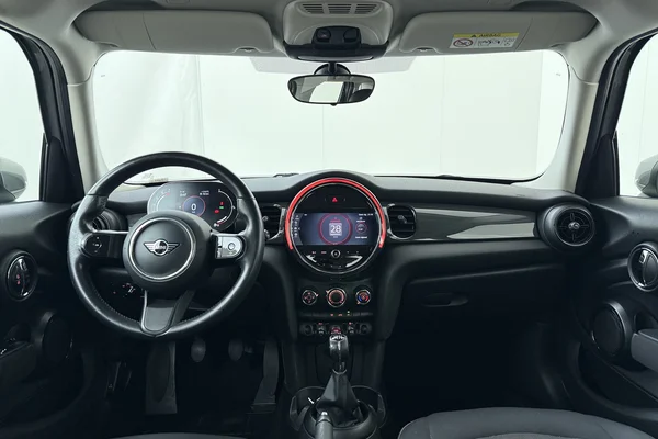 Mini 5 Doors (F55 LCI II) (2021) — foto 16 van 16