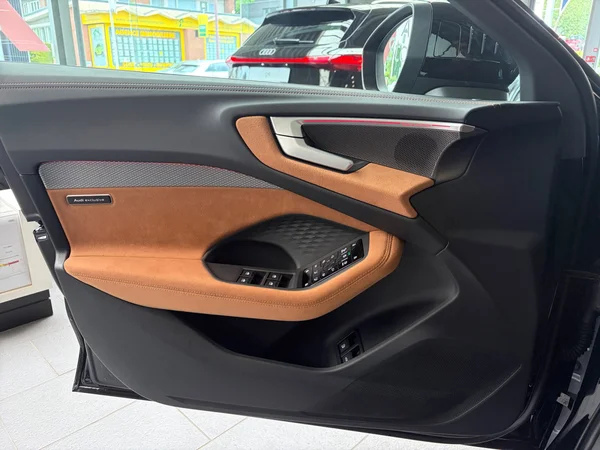 AUDI A5 Avant e-hybrid (PHEV) (2025) — foto 5 van 16