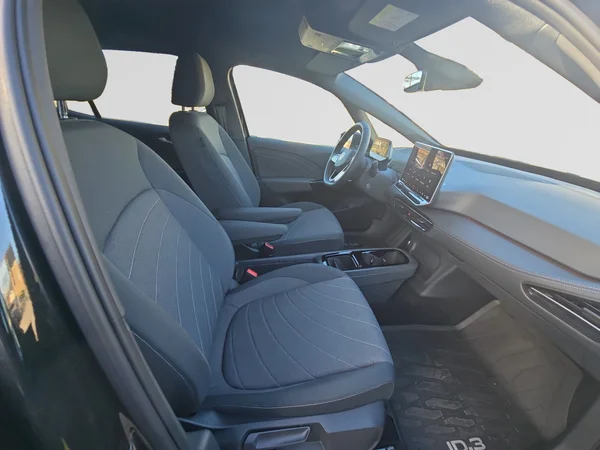 VOLKSWAGEN ID.3 (2025) — foto 20 van 24