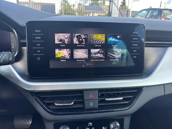 SKODA Scala (2024) — foto 11 van 11