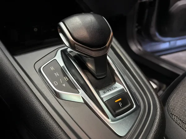 Renault Captur (2022) — foto 11 van 29