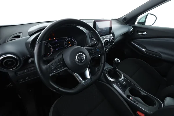 Nissan Juke (2022) — foto 2 van 16