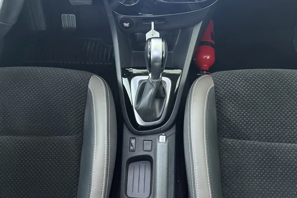 Renault Clio Iv Phase Ii (2017) — foto 4 van 18