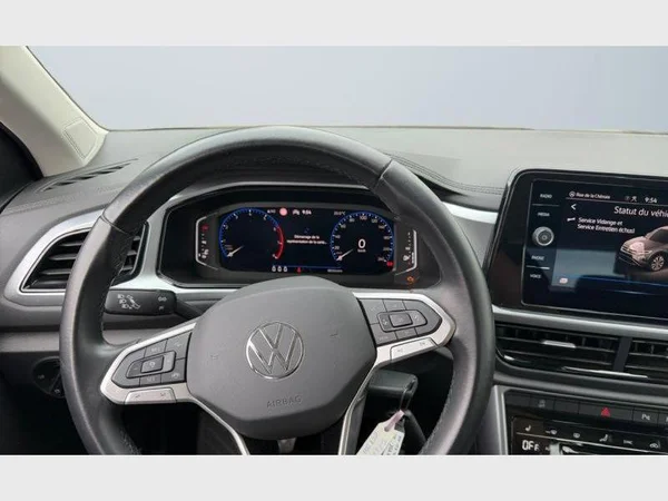 Volkswagen T-Roc (2023) — foto 3 van 23