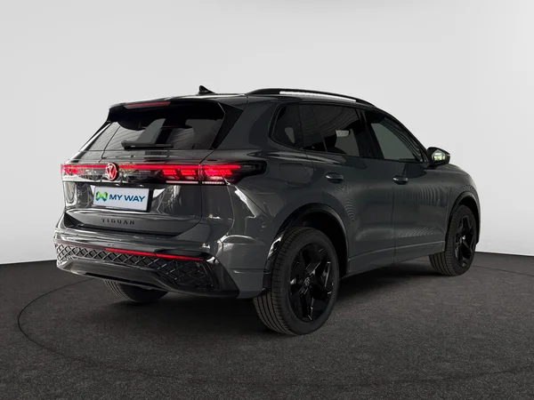 VOLKSWAGEN Tiguan eHybrid (PHEV) (2025) — foto 19 van 24