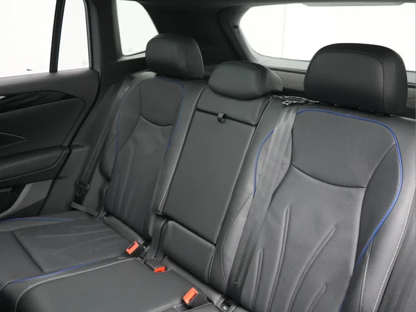 VOLKSWAGEN Tiguan eHybrid (PHEV) (2025) — foto 7 van 41