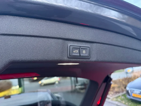 AUDI A5 Avant e-hybrid (PHEV) (2025) — foto 11 van 24