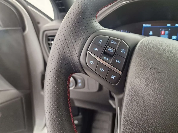 Ford Focus (2025) — foto 2 van 15