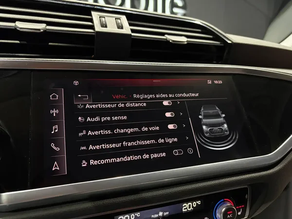 Audi Q3 (2019) — foto 6 van 28