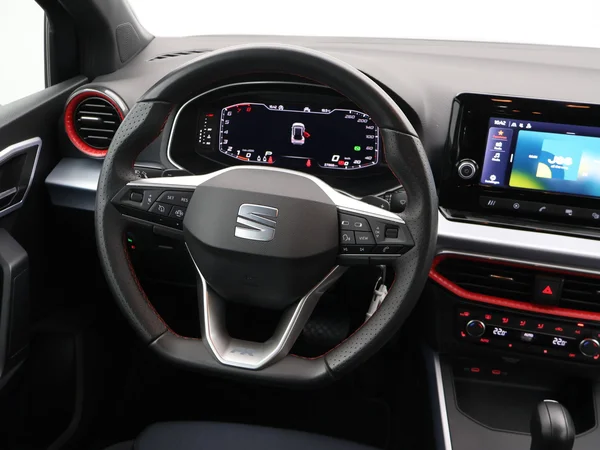 SEAT Arona (2024) — foto 6 van 24