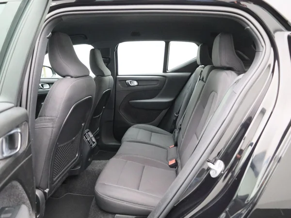 Volvo EX40 (2023) — foto 2 van 39