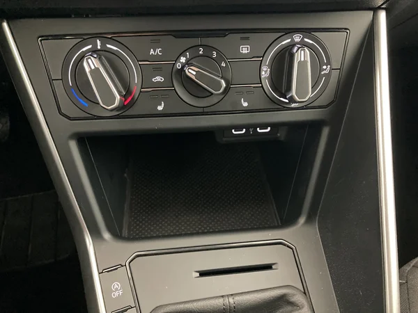 VOLKSWAGEN Polo (2025) — foto 15 van 36