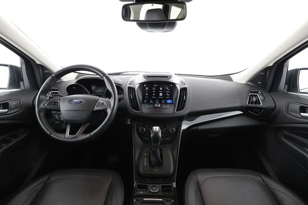 Ford Kuga (2018) — foto 3 van 16