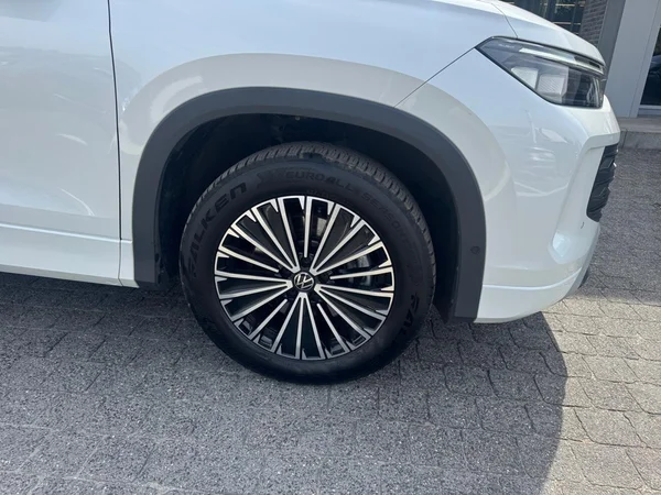VOLKSWAGEN Tayron (2025) — foto 17 van 24