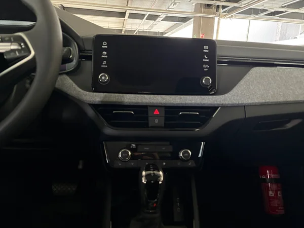 SKODA Kamiq (2025) — foto 13 van 24