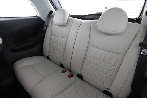 Fiat 500e (2022) — foto 5 van 16
