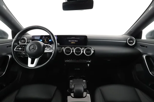 Mercedes-Benz CLA-Klasse (2021) — foto 3 van 16