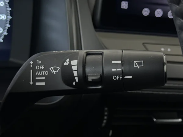 NISSAN Qashqai (2025) — foto 17 van 29
