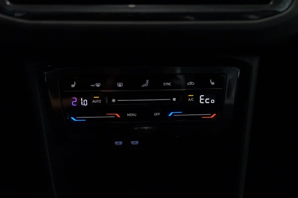Volkswagen Tiguan (2022) — foto 28 van 37