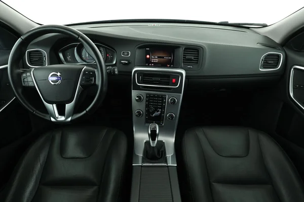 Volvo V60 (2017) — foto 3 van 16