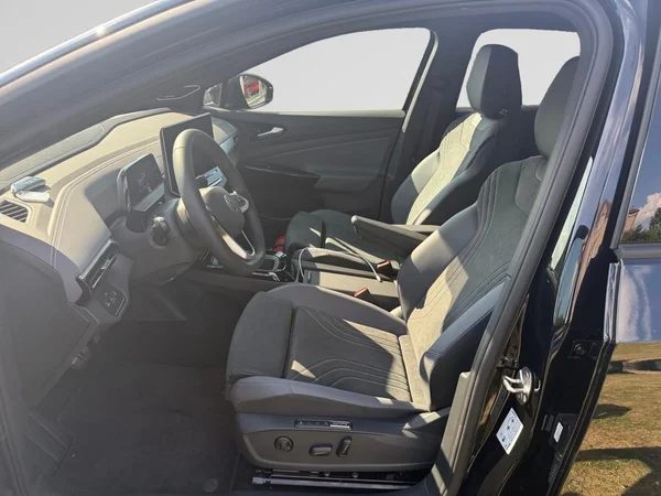 VOLKSWAGEN ID.4 (2026) — foto 14 van 20