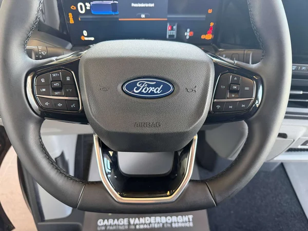 Ford Transit Custom — foto 8 van 21