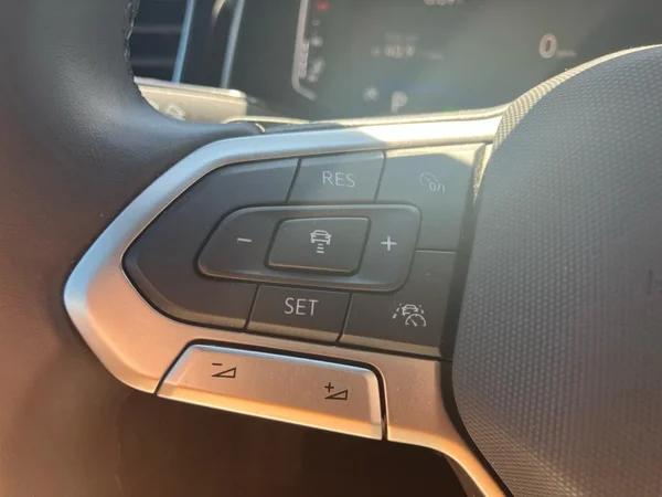 VOLKSWAGEN Taigo (2025) — foto 15 van 23