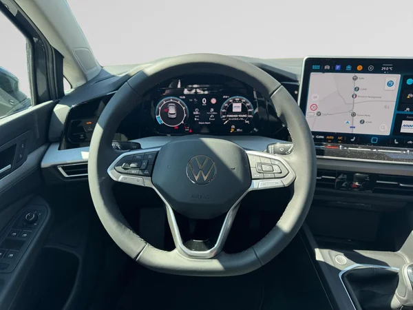VOLKSWAGEN Golf VIII (2026) — foto 8 van 12