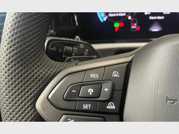 VOLKSWAGEN Tiguan (2026) — foto 4 van 29