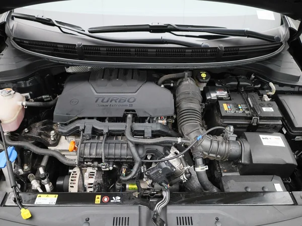 Kia Rio (2023) — foto 28 van 35