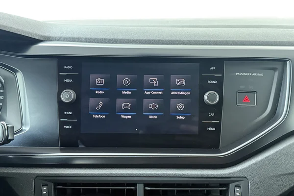 Volkswagen Polo (2018) — foto 3 van 21