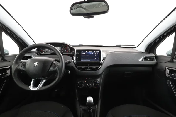 Peugeot 208 (2019) — foto 3 van 16