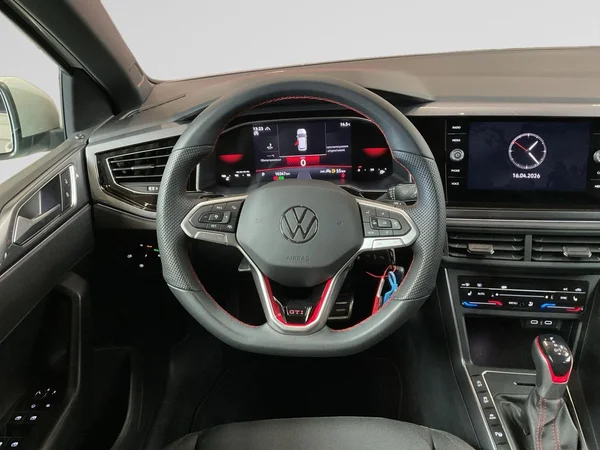 VOLKSWAGEN Polo GTI (2024) — foto 4 van 22