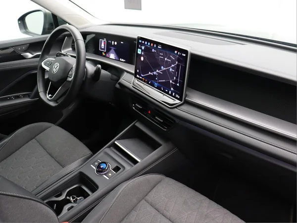 VOLKSWAGEN Tayron (2025) — foto 15 van 15