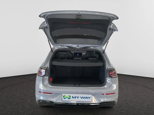 VOLKSWAGEN Golf VIII (2025) — foto 13 van 22